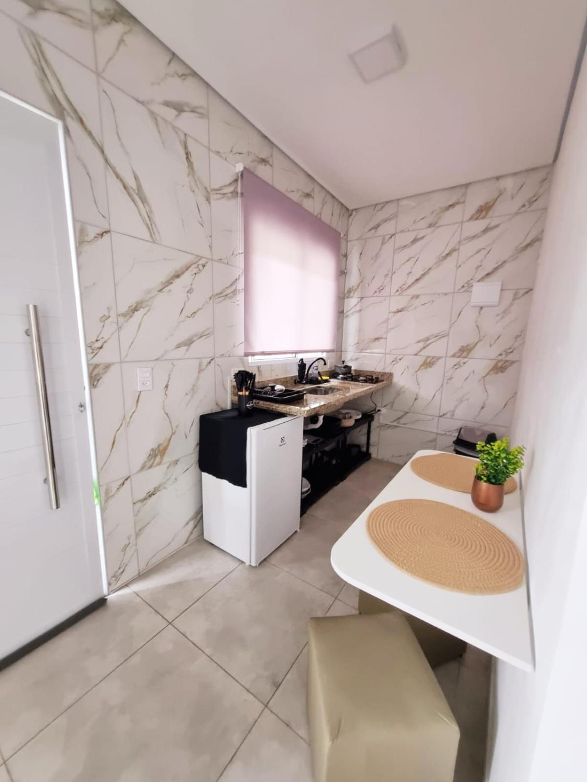Pousada Recanto Dos Mares-Chales E Suites-Proximo Do Sesc Bertioga-Sp Esterno foto